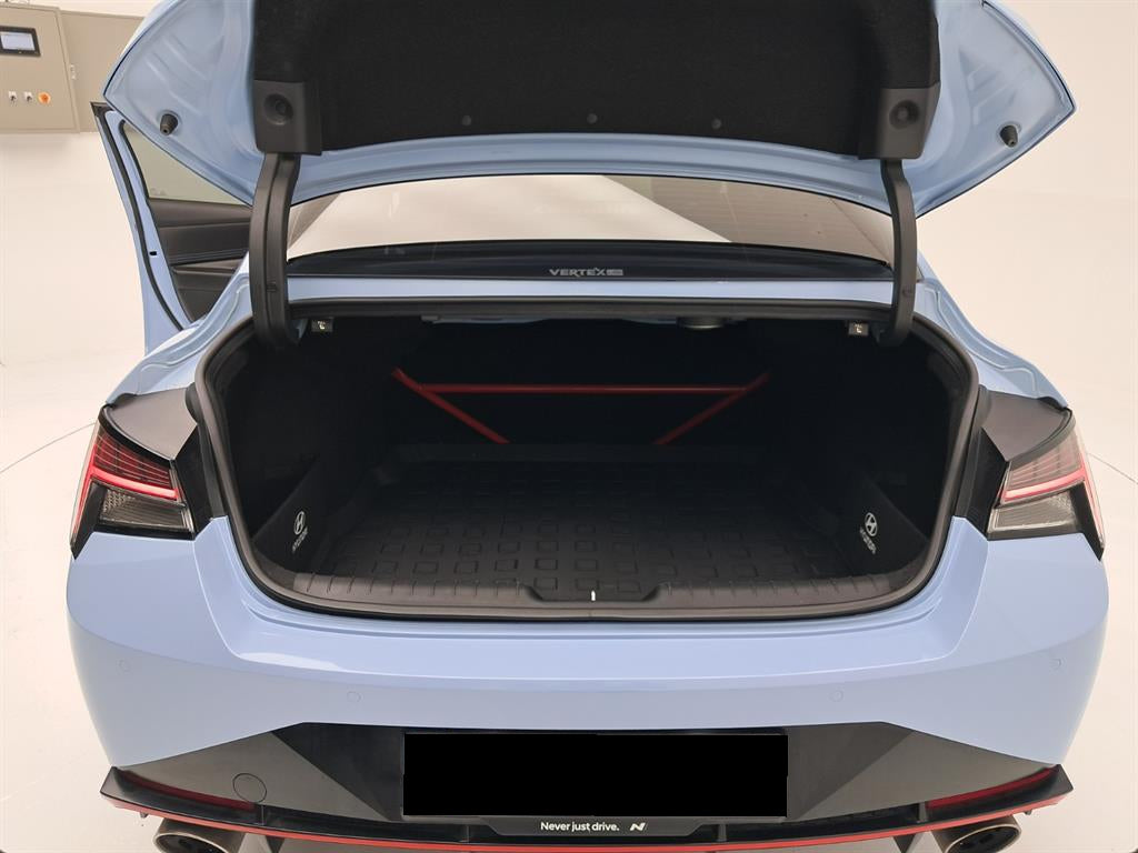 Hyundai Avante — photo 17