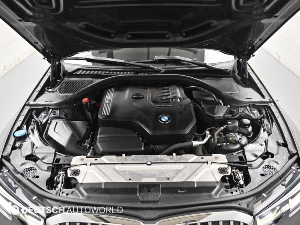 BMW 3-Series — photo 06