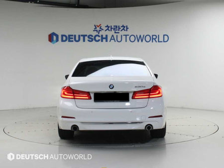 BMW 5-Series — photo 04
