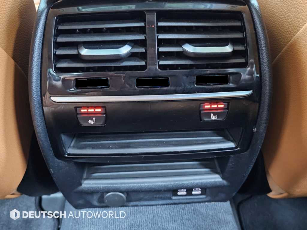 BMW 5-Series — photo 16