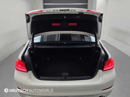 BMW 5-Series — photo 19