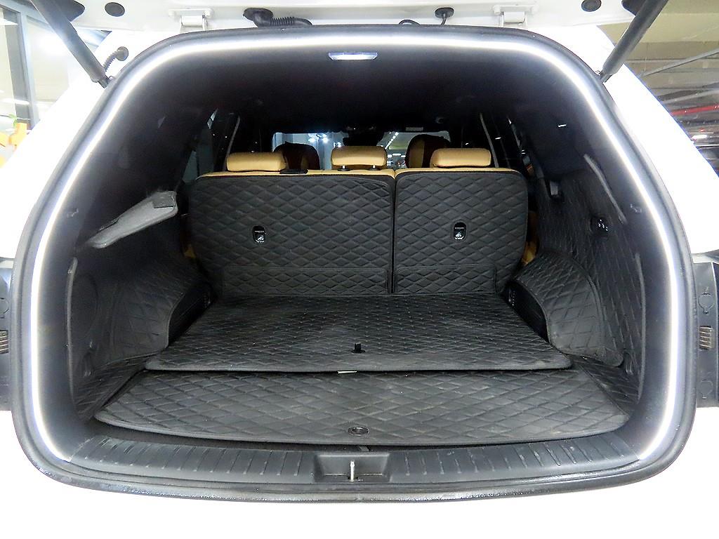 Kia Sorento — photo 15