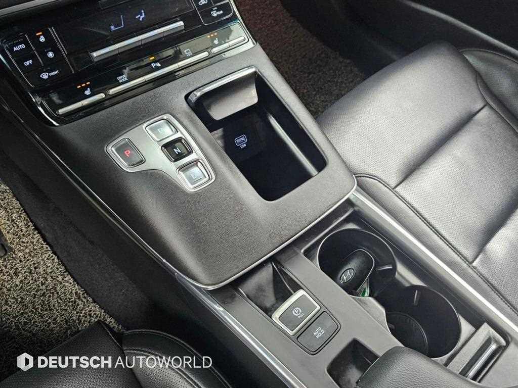 Hyundai Grandeur — photo 09