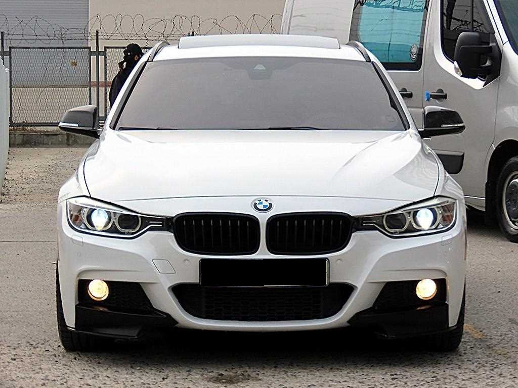 BMW 3-Series — photo 02