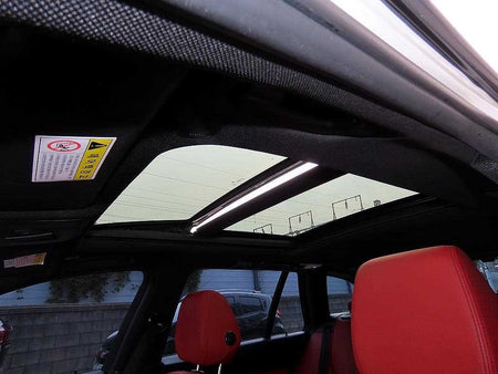 BMW 3-Series — photo 16