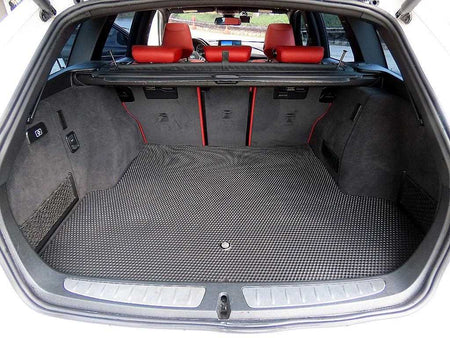 BMW 3-Series — photo 17