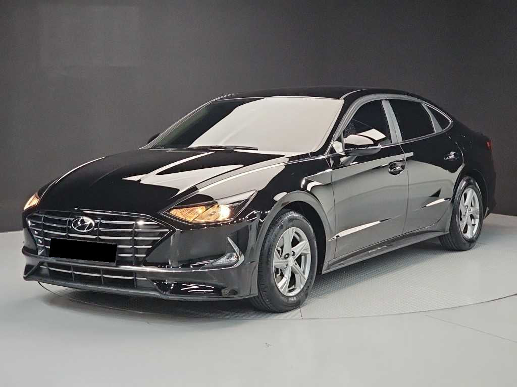 Hyundai Sonata — photo 01