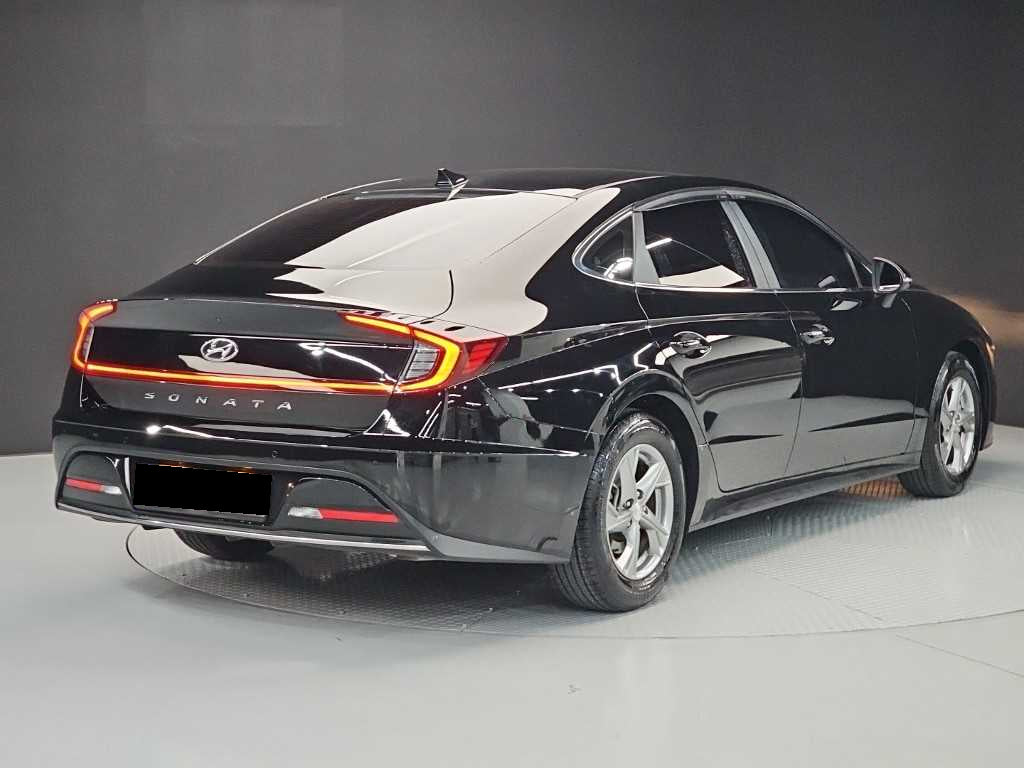 Hyundai Sonata — photo 04