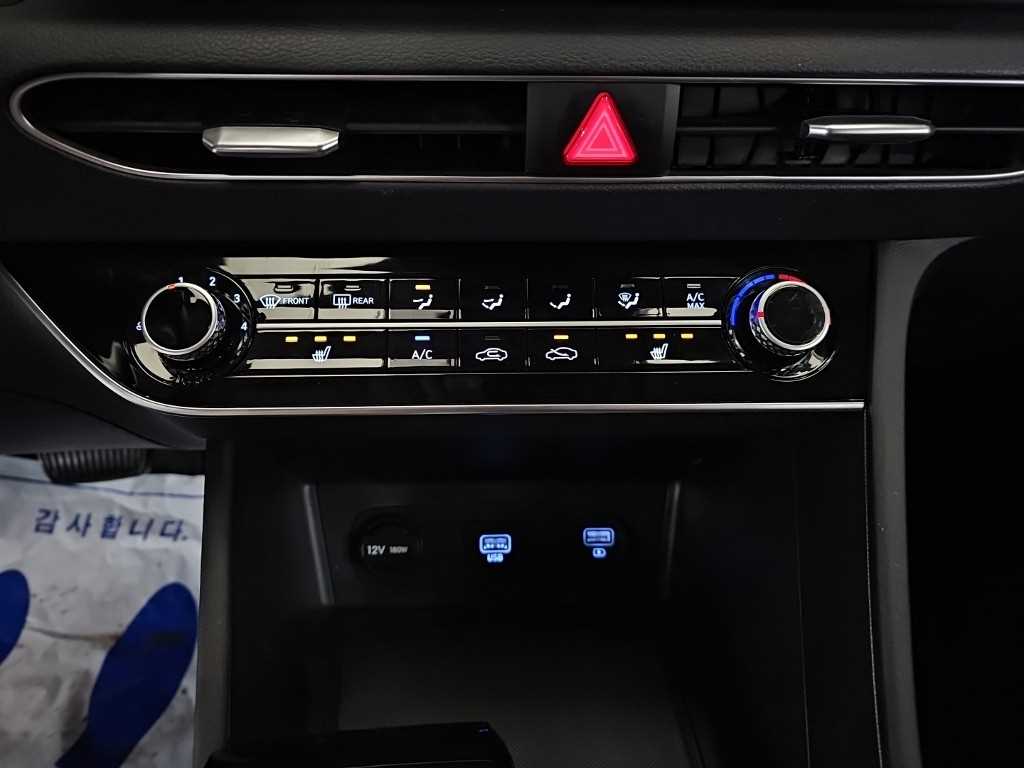 Hyundai Sonata — photo 10