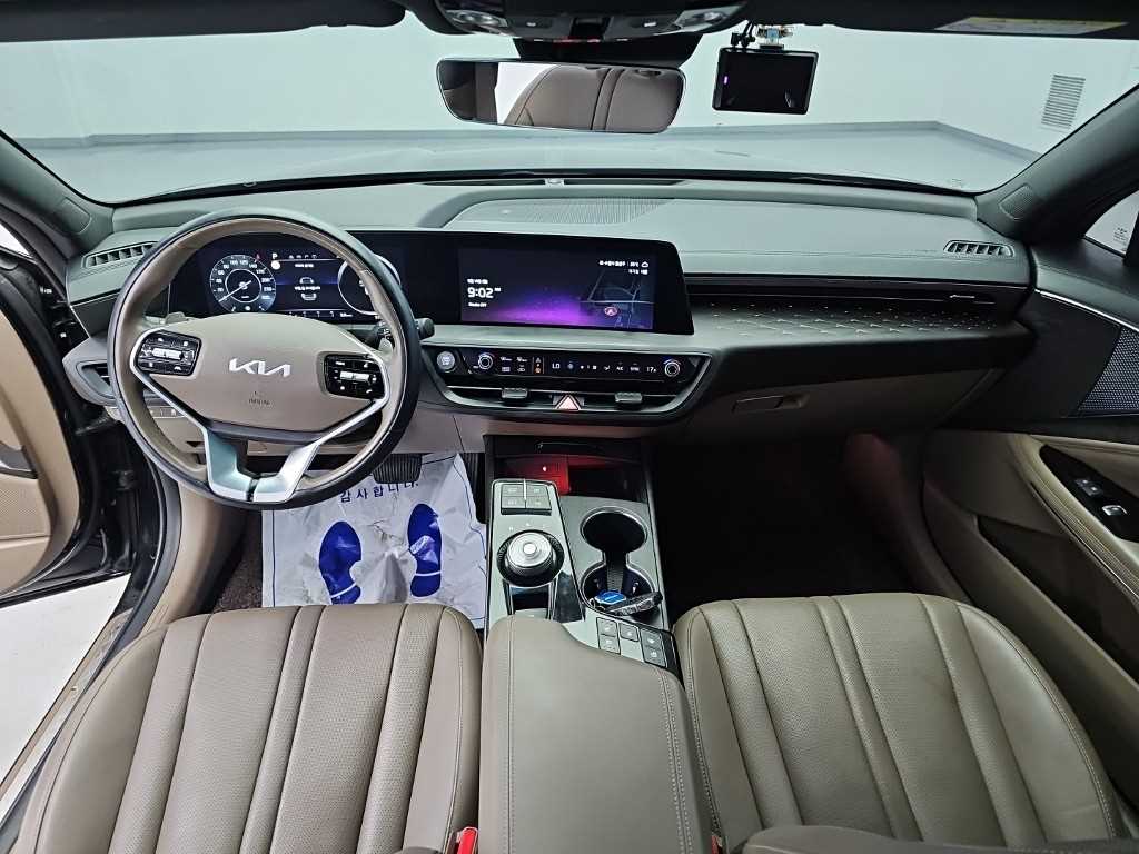 Kia K8 — photo 07
