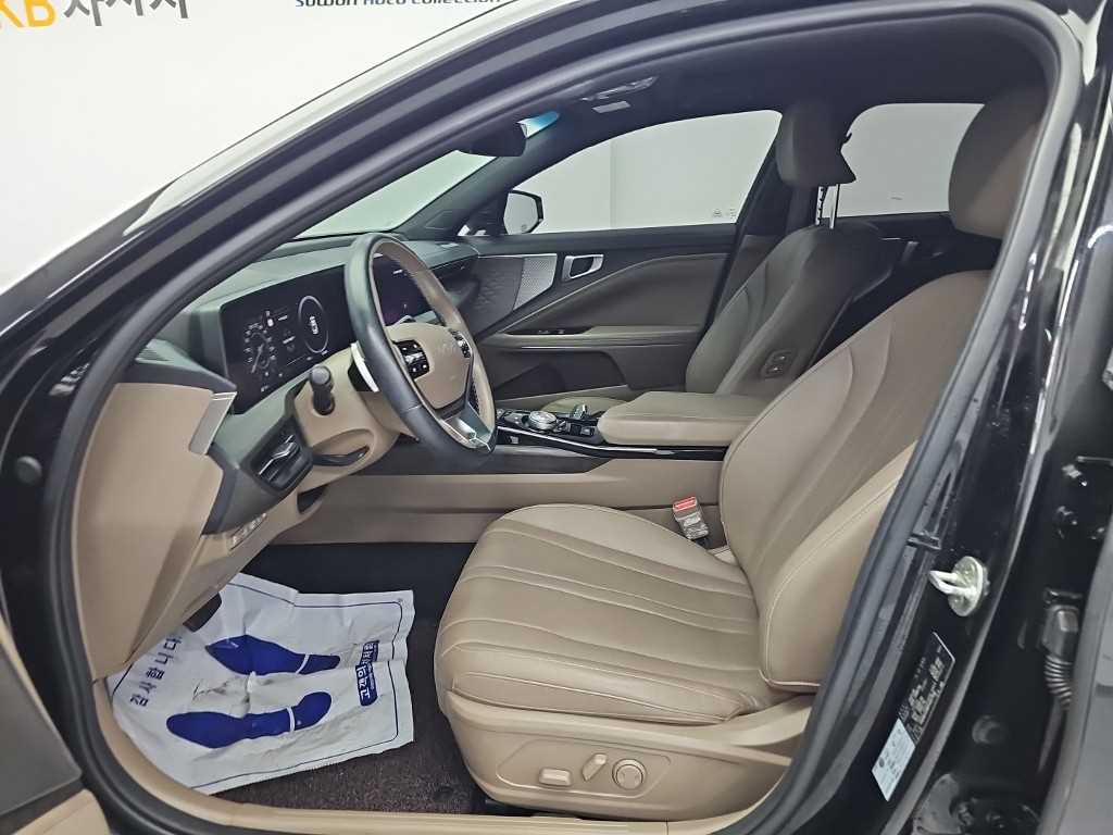 Kia K8 — photo 11