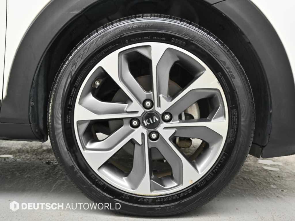 Kia Stonic — photo 05