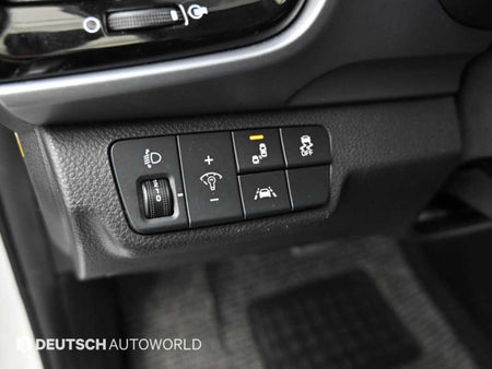 Kia Stonic — photo 17