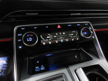 Genesis GV80 — photo 07