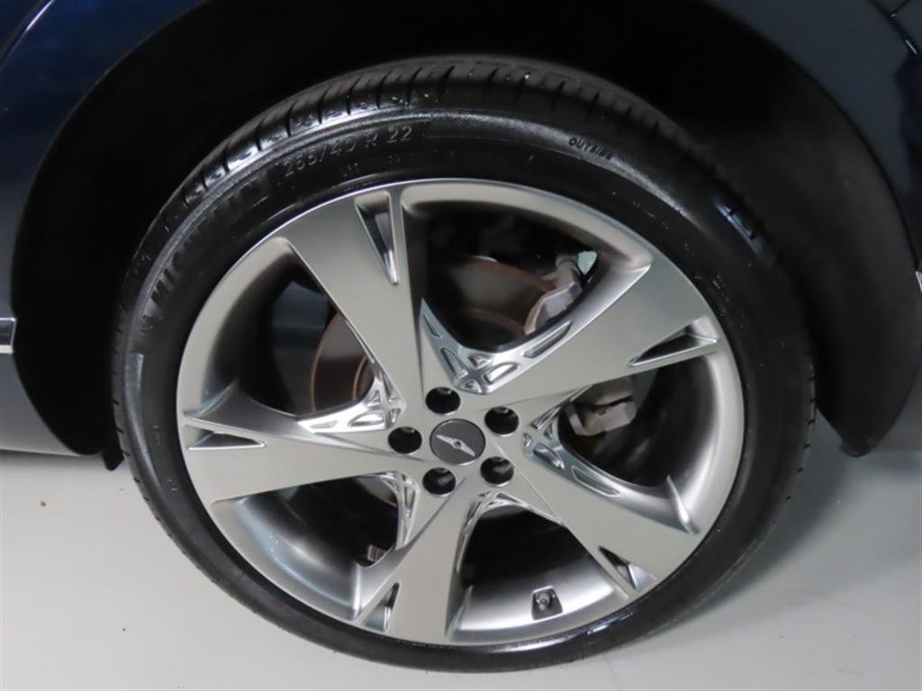 Genesis GV80 — photo 17