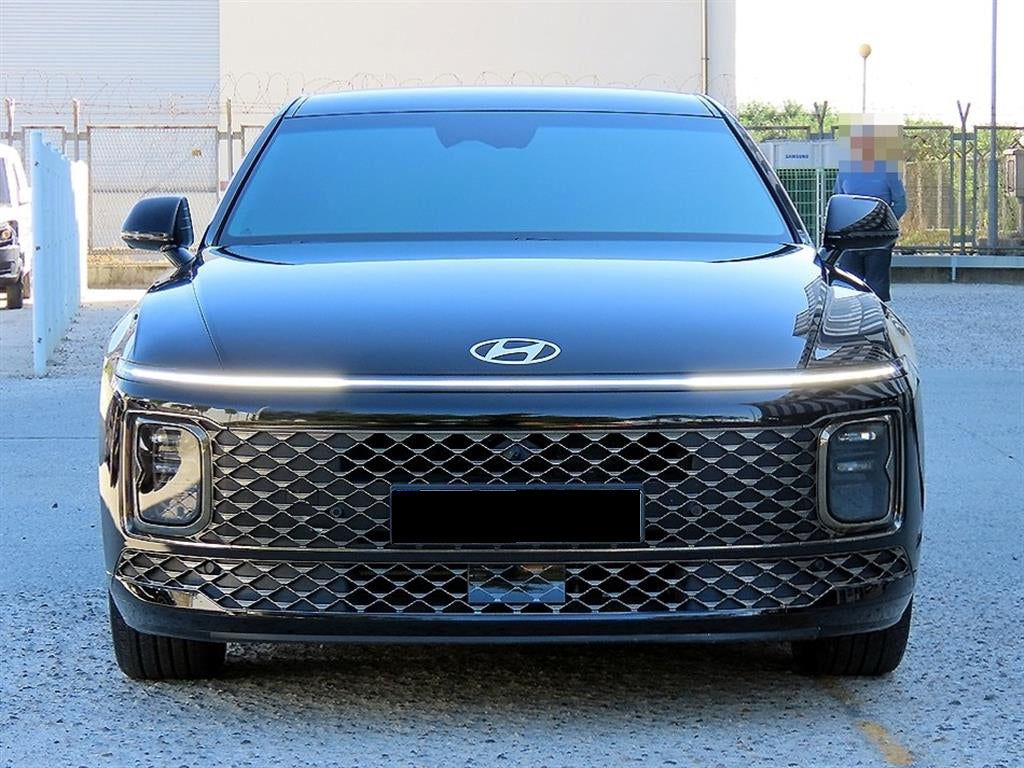 Hyundai Grandeur — photo 01