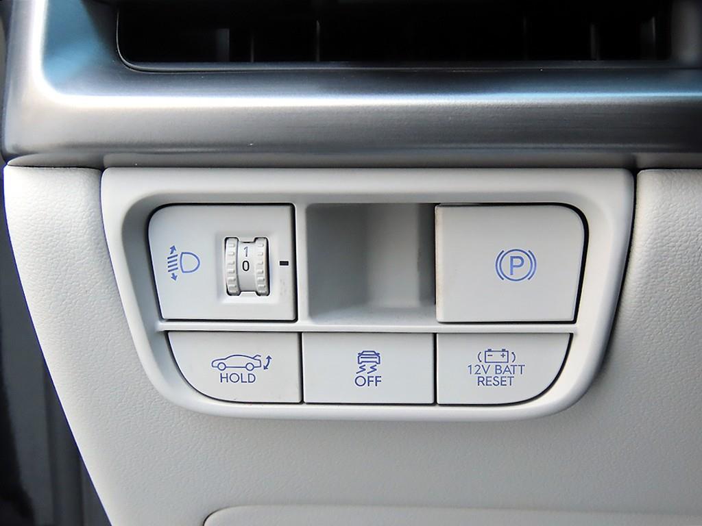 Hyundai Grandeur — photo 13