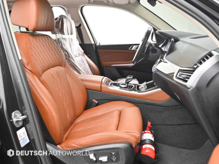 BMW X5 — photo 10