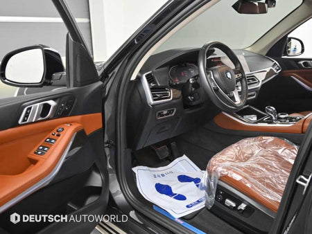 BMW X5 — photo 11