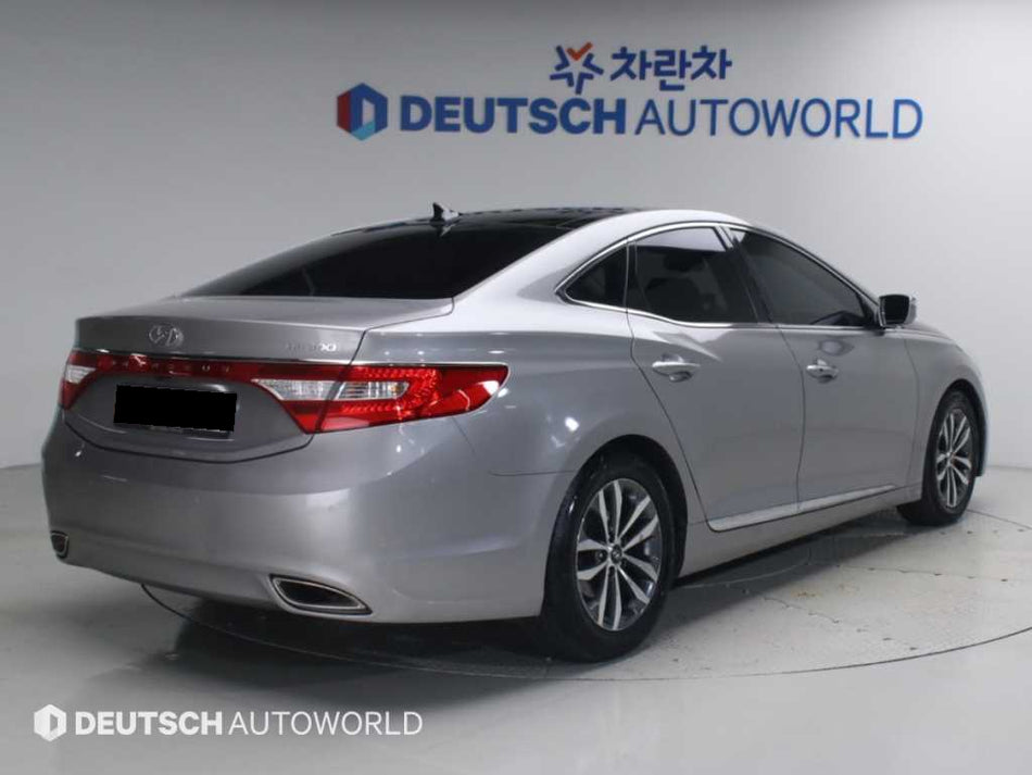 Hyundai Grandeur — photo 02