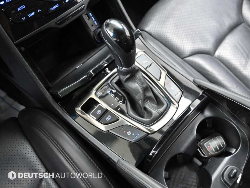 Hyundai Grandeur — photo 09