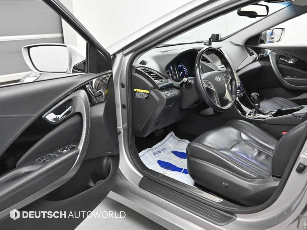 Hyundai Grandeur — photo 11