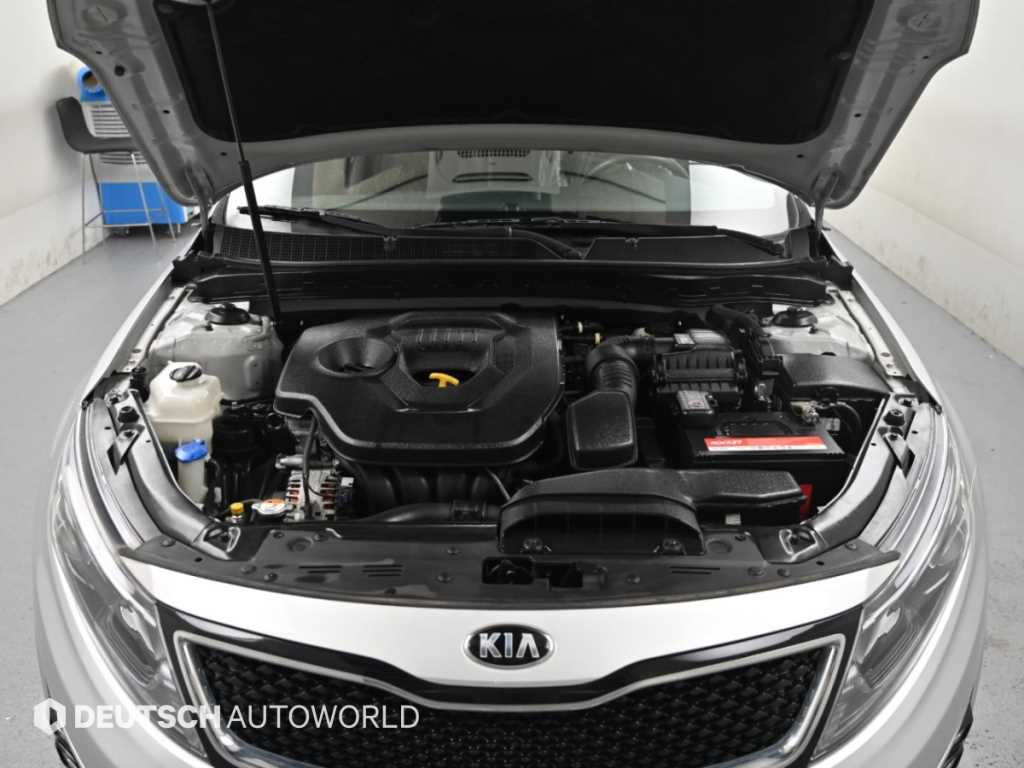 Kia K5 — photo 06