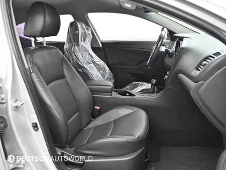 Kia K5 — photo 10