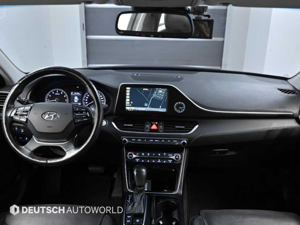 Hyundai Grandeur — photo 07