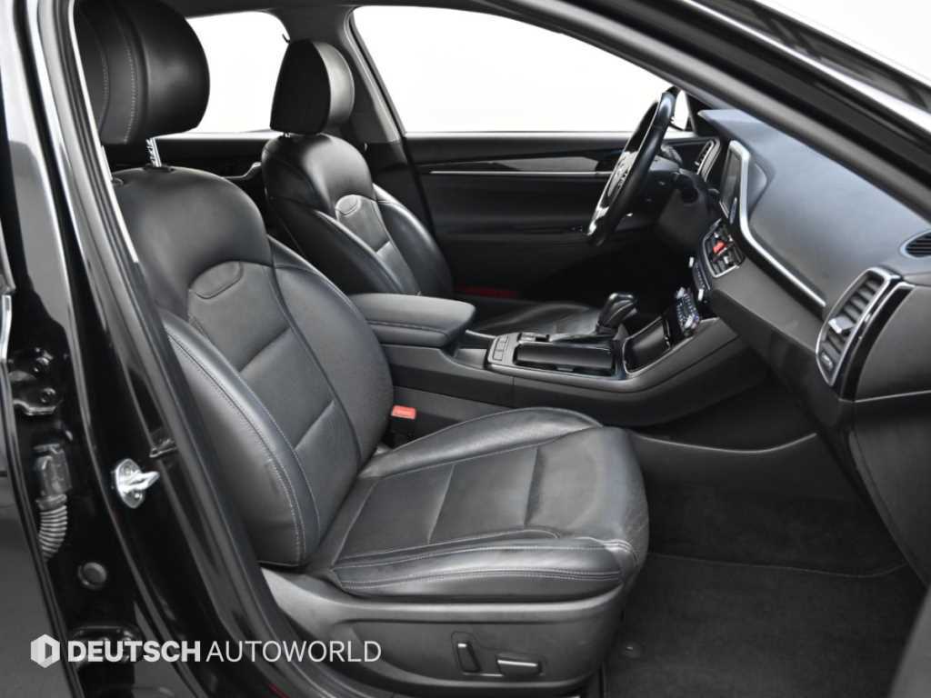 Hyundai Grandeur — photo 10