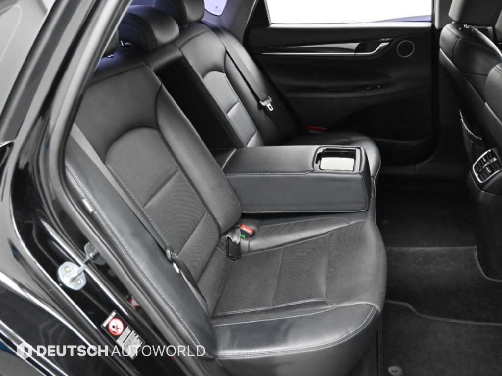 Hyundai Grandeur — photo 12