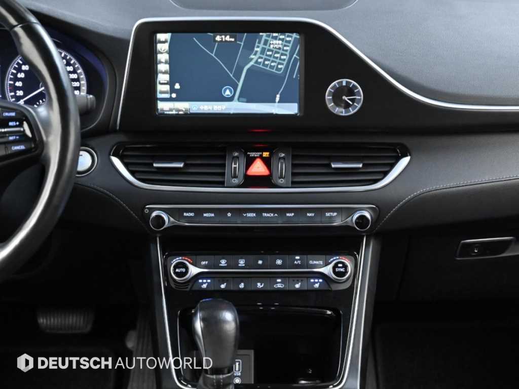Hyundai Grandeur — photo 14