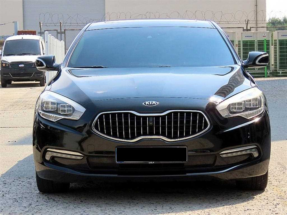 Kia K9 — photo 01