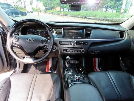Kia K9 — photo 07