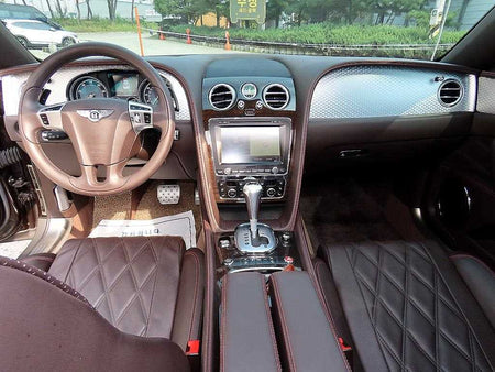 Bentley Flying Spur — photo 07