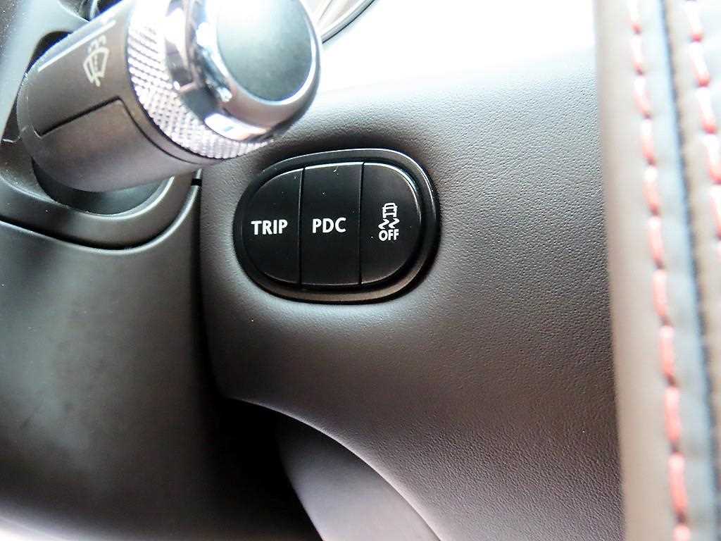 Bentley Flying Spur — photo 14