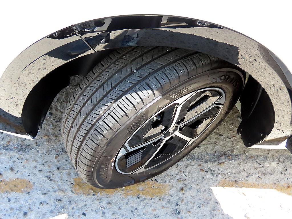 Kia Niro — photo 20