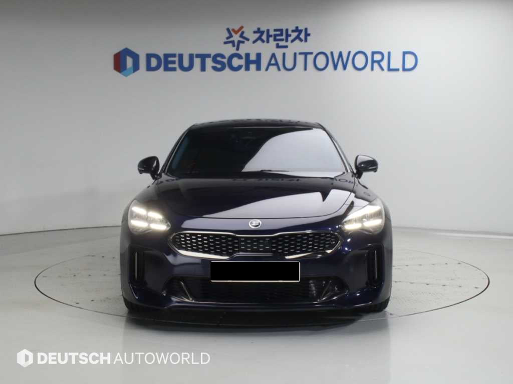 Kia Stinger — photo 03