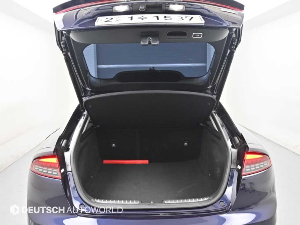 Kia Stinger — photo 05