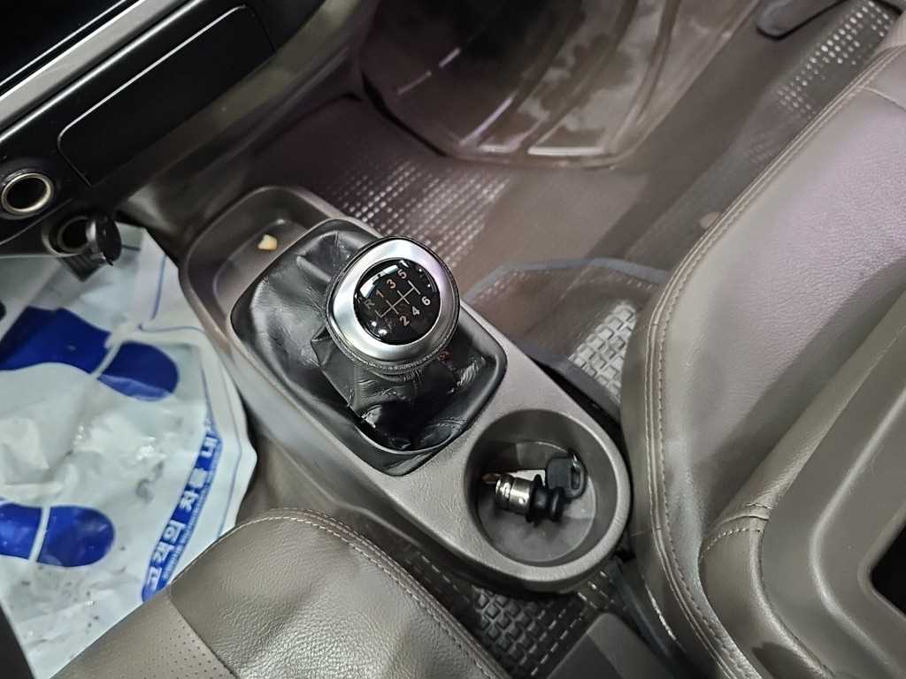 Hyundai Porter II — photo 08