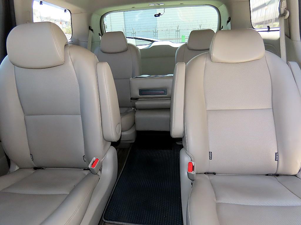 Kia Carnival — photo 07