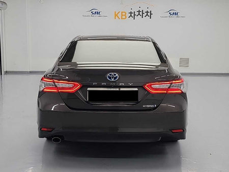 Toyota Camry — photo 03