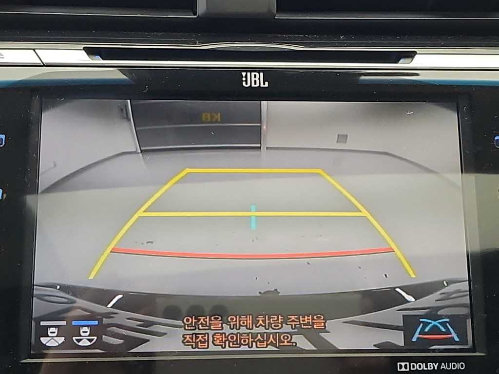 Toyota Camry — photo 16