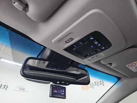 Toyota Camry — photo 17