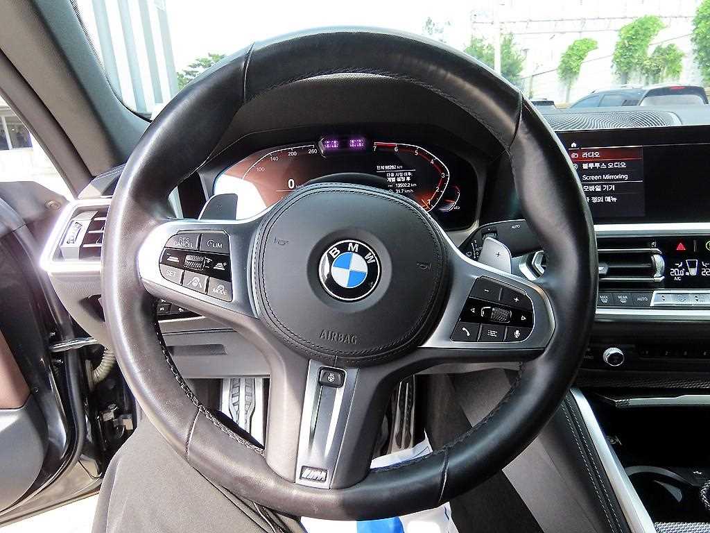 BMW 4-Series — photo 13