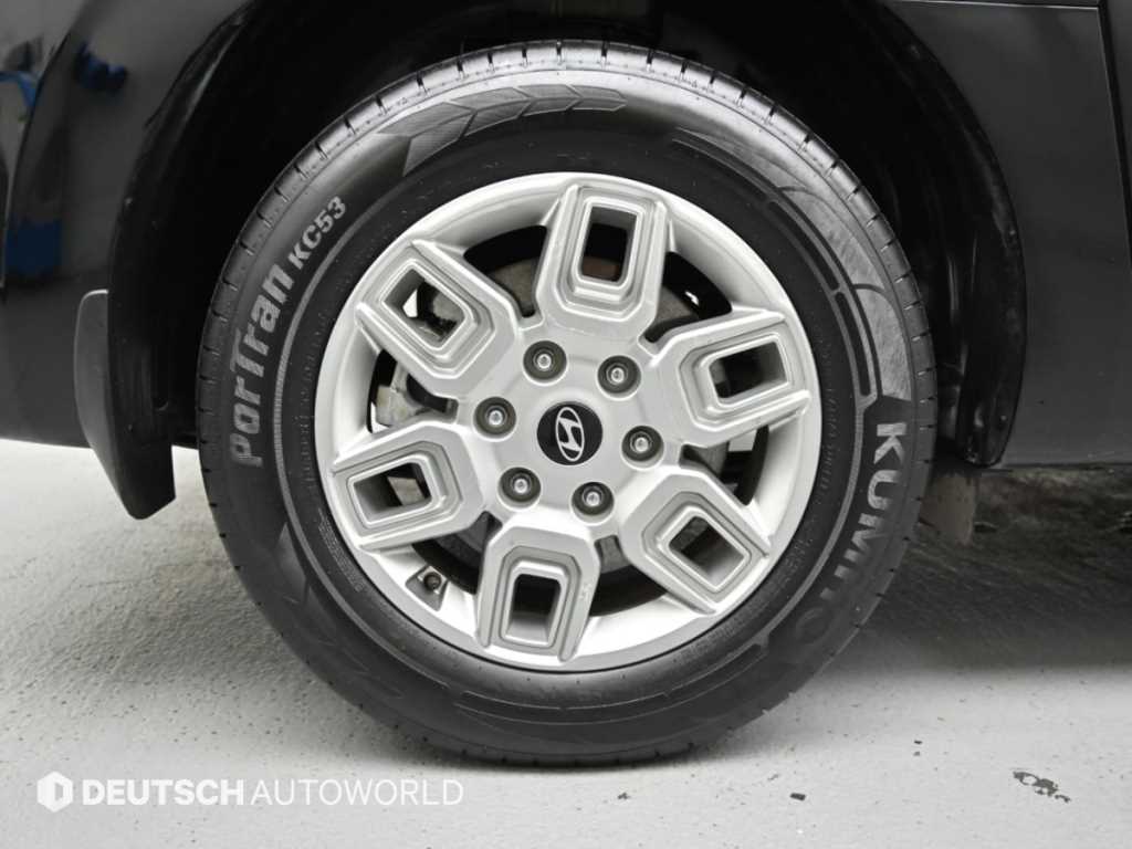 Hyundai Staria — photo 05