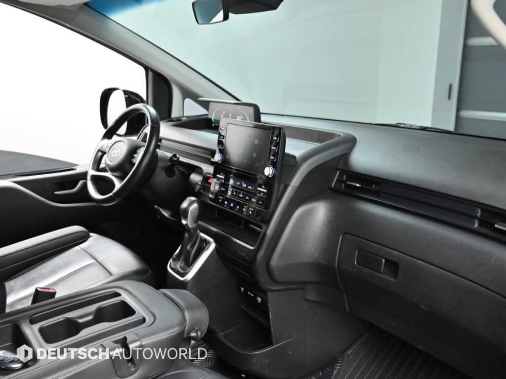 Hyundai Staria — photo 07