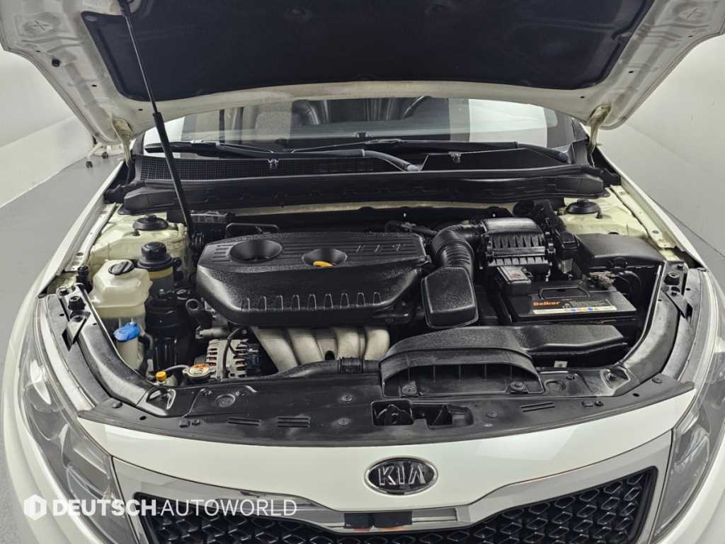 Kia K5 — photo 06