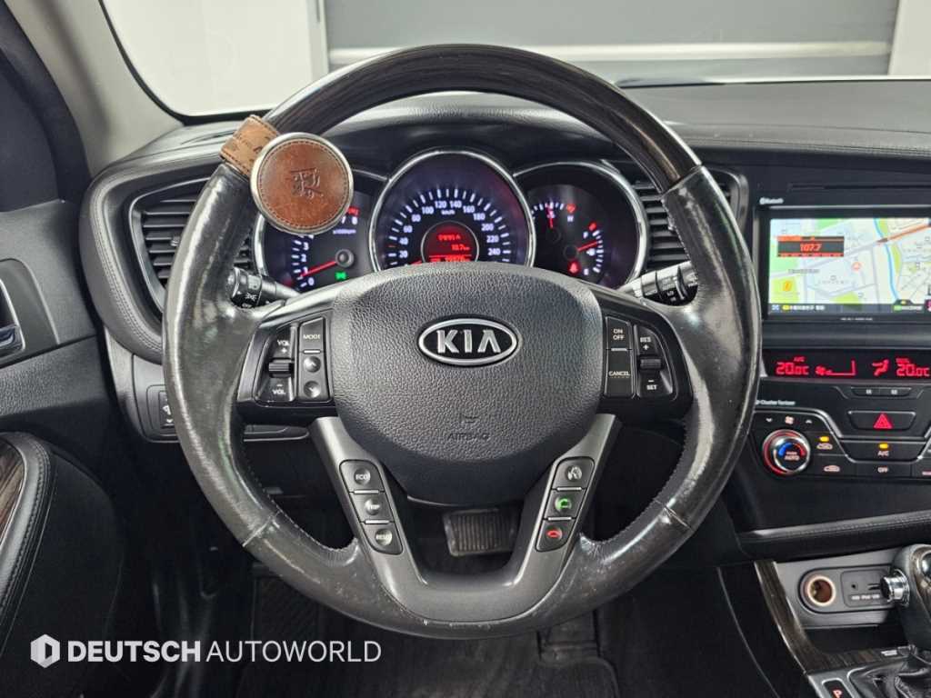 Kia K5 — photo 13