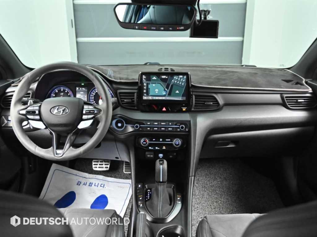Hyundai Veloster — photo 07